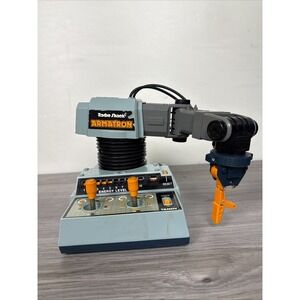 Vintage Radio Shack Armatron Battery Operated Robot Arm FOR PARTS/REPAIR - READ